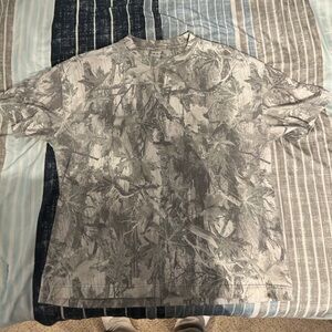 Hollister Gray Camouflage Short Sleeve Tee